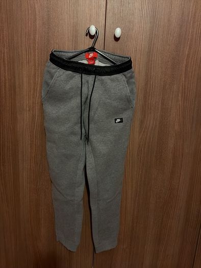 Nike bottoms