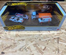 Gulf Diorama Boxset Premium Hot Wheels