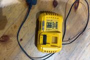 dewalt dcb118 battery fast charger