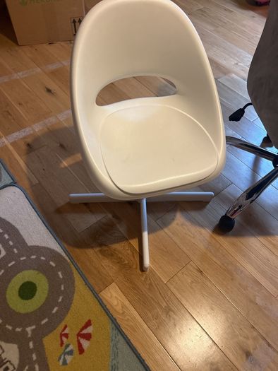 Ikea kids desk chair