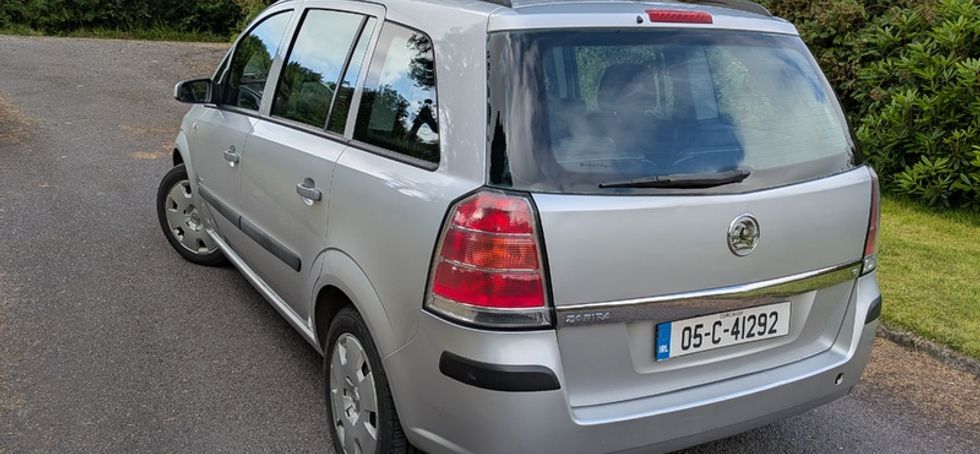 2005 Opel Zafira