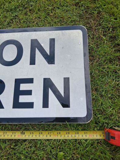 Caution Children Aluminum Street Sign (32x12 Inches)