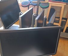 5 Monitors