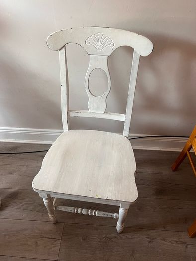 dining room chairs