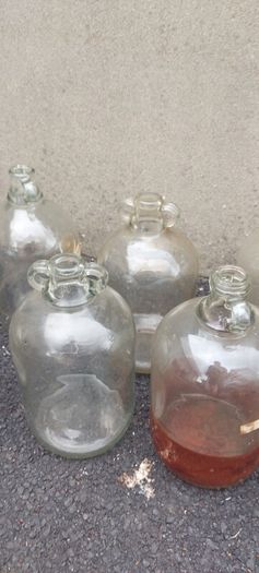 13 x demi johns,glass jars ,used condition, needs a clean,,buyer collects,,10 euros each or a deal  for the 13 ,sold as is