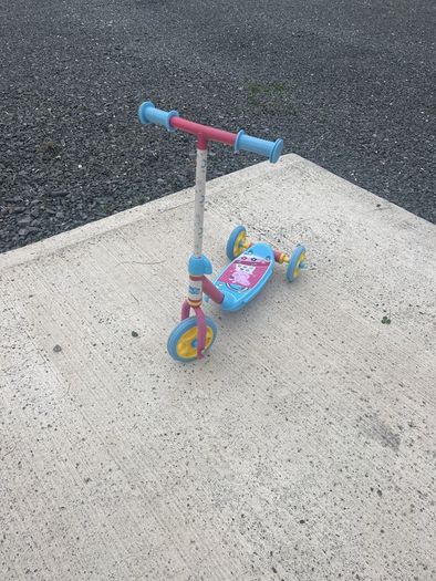 Peppa Pig scooter