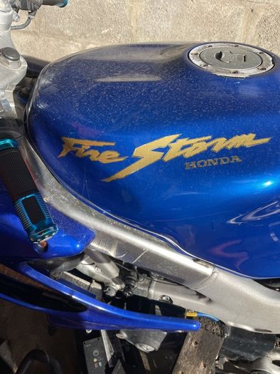 1999 VTR firestorm 1000