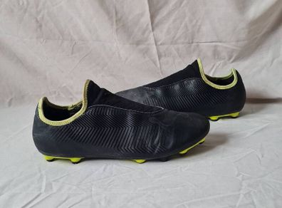 Puma firm ground slip on boots Size 12 eu 47 in good condition