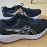 New Asics Trainers Image 5