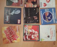 Christmas CDs x9