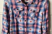Superdry shirt for women in very good condition. Size: S.