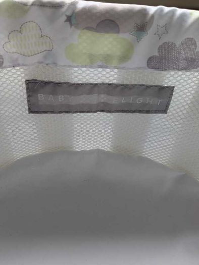 Baby Delight portable bassinet