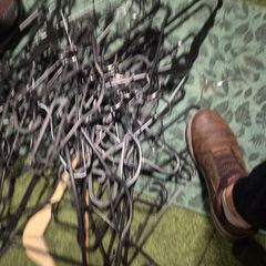 100 hangers