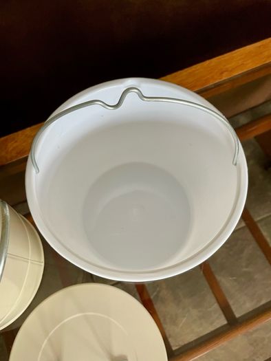 Retro Kitchen Countertop Compost Bin Food Waste Caddy
