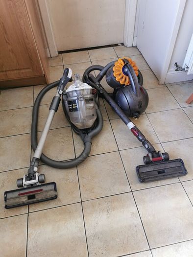 Dyson hoover