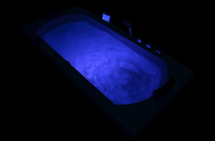 Whirlpool Hydrotherapy Ireland Bath Mistral 0011