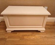 Off white Ottoman