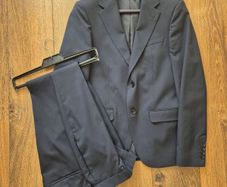 Mens River Island Navy suit