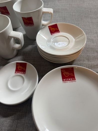 Plates and Mugs Insomnia 26 pieces