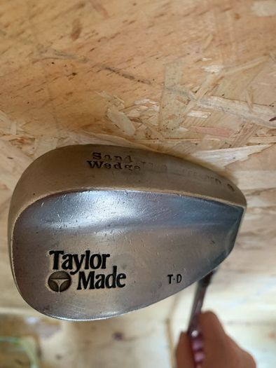 Taylormade Sand wedge  (Rh)