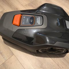Husqvarna Aspira R4 Auto Mower