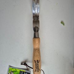 Wilkinson Sword - weed grubber brand new