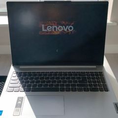 Lenovo IdeaPad Slim 5 16IAH8