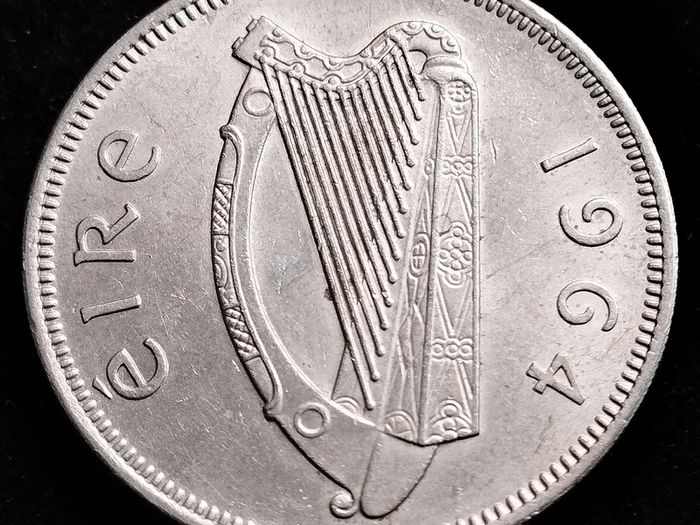 Ireland - 1964 - Irish 2s - Florin - Salmon - KM.15a - High Grade - [2678]