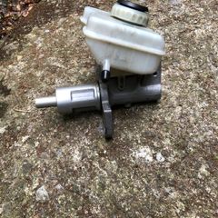 audi A4 master cylinder