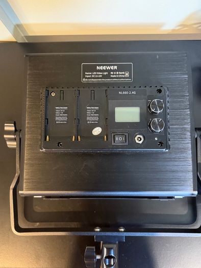 Neewer NL660-2.4G LED Video Light Kit with Stands