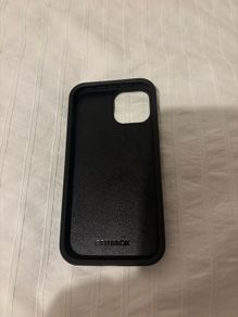 Otterbox case black