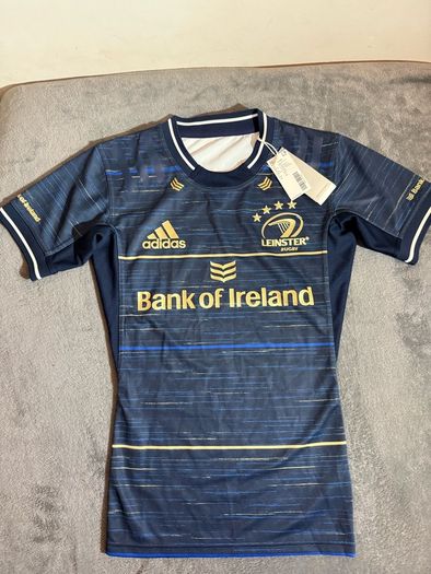 Leinster rugby player spec Tight fit Adult medium Brand new