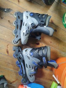 Rollerblades size 6