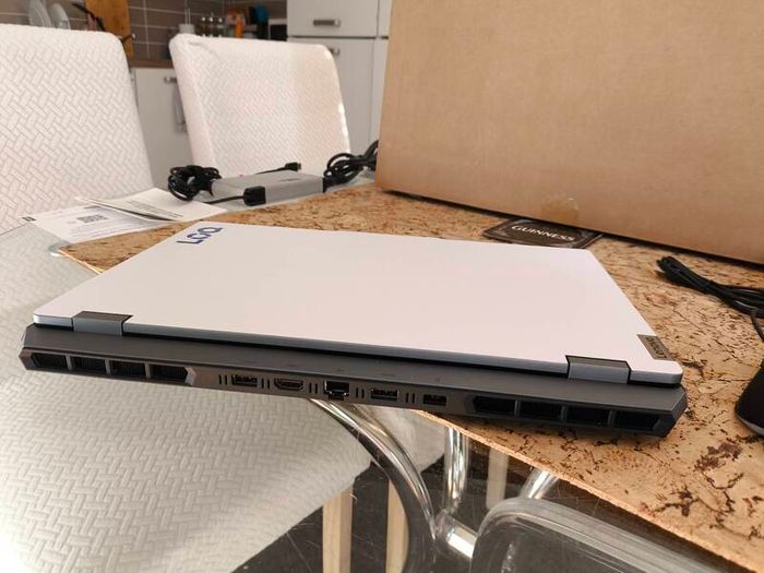 Gaming Laptop Lenovo Loq Ryzen 5 7235HS 4/8 RTX3050 6gb 95w 16gb Ddr5 512GB Nvme 144hz Win11 Rgb
