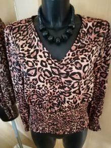 Women's Gallery Leopard Print Top NWT Size 14