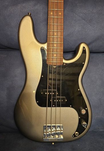 Fender American Professional II Precision Bass