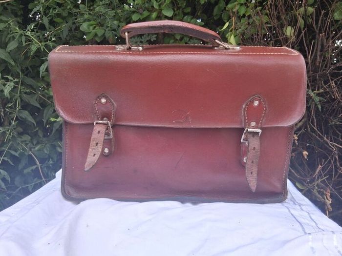 Stunning Hand Made Mid Century Irish Leather Satchel