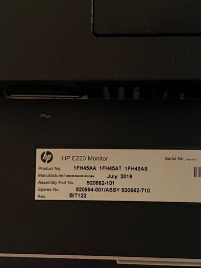HP E223 21.5 inch Full HD monitor