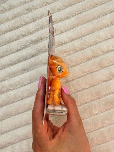 Hasbro My Little Pony Friends Applejack B8924 C1139 figure Only Please see photos