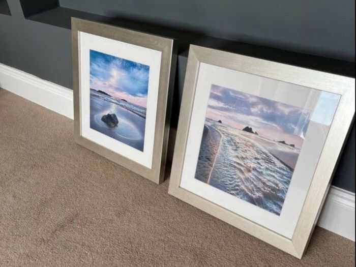 picture frames x2