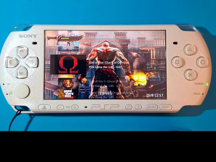 PSP 3000 Series Pearl White (Modded)