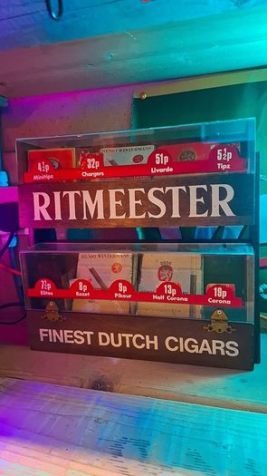 Vintage Hamlet/Ritmeester Cigar Shop display stands