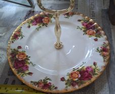 Vintage Royal Albert "Old Country Roses" Single-Tier Cake Stand / Handled Serving Tray