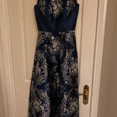 Chi Chi London Formal Dress