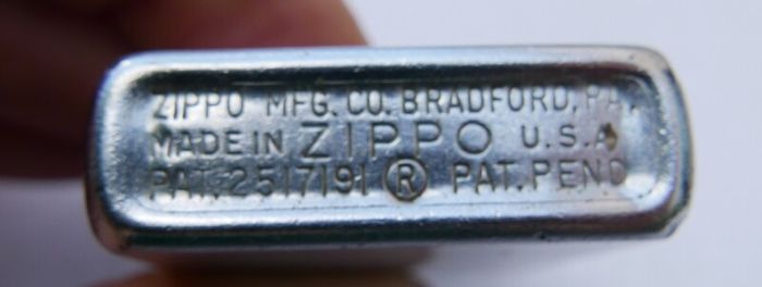Vintage Zippo lighter manufactured in Bradford, PA, USA.(in working order)