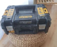Dewalt box