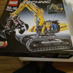 Lego Technic Digger (42006)