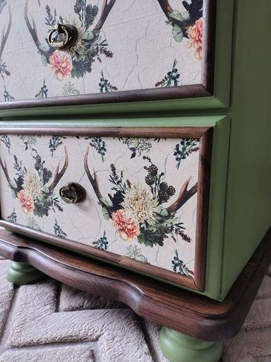 Tall boy chest of drawers