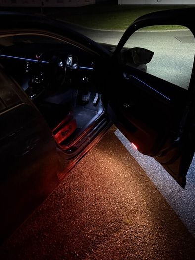 Skoda Superb black edition