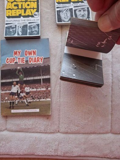 Vintage  1970's Daily Mirror Soccer Goal Action Replay Flip  Books Rare !  Flip The Pages And Watch A Goal Replay From The 1970's